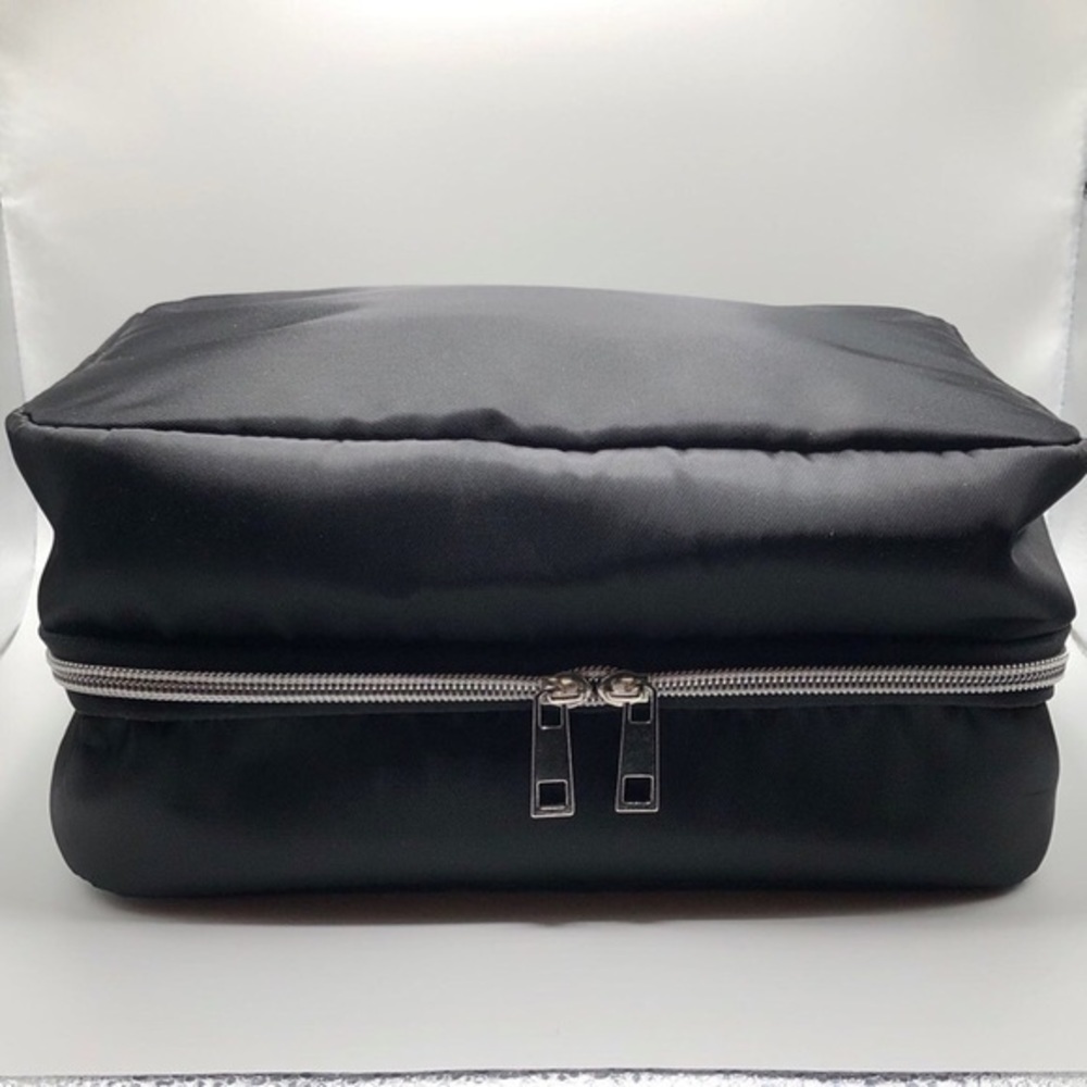 NUDESTIX Hanging Cosmetic Case - Picture 6 of 12